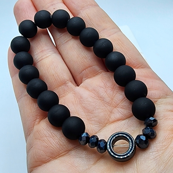 TMD Unisex Matte Black Beaded Bracelet - Picture 3 of 6
